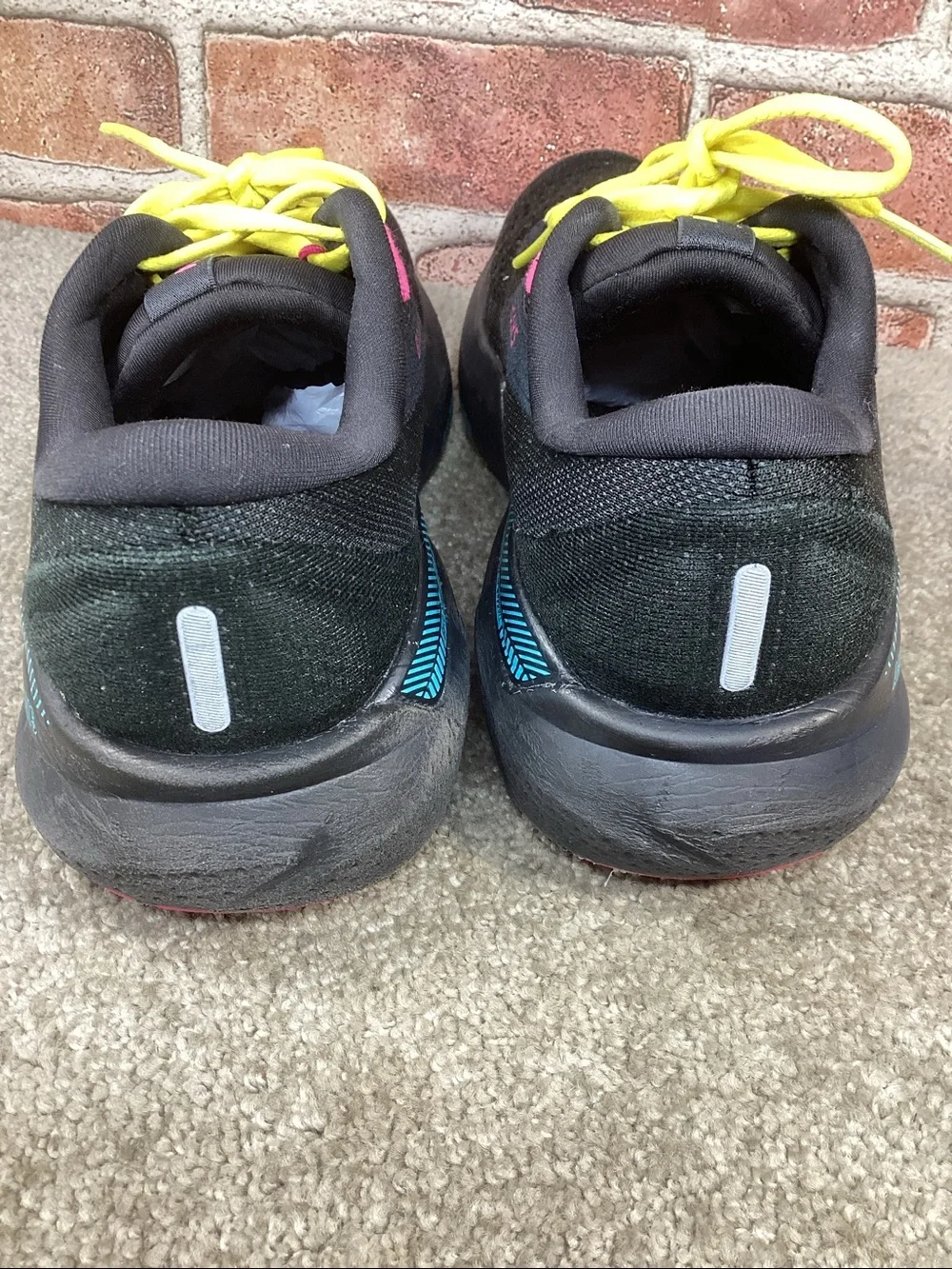 N/A brooks adrenaline